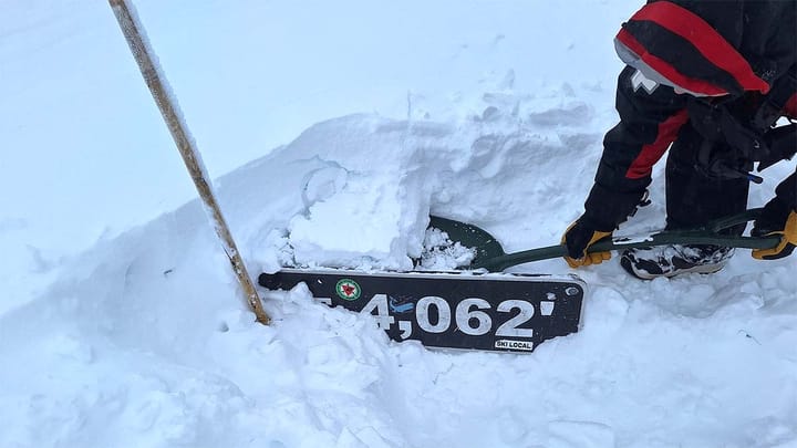 They had to dig out their sign at Wildcat last week following an epic 4 week cycle that of snow.  📷 Wildcat